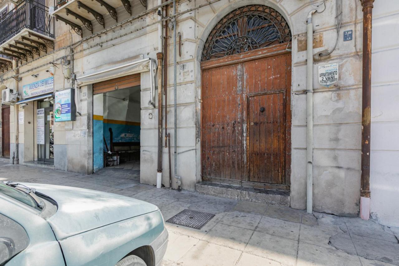 Corso Dei Mille Station Flat With Balcony Leilighet Palermo Eksteriør bilde